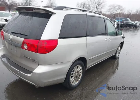 2008 Toyota Sienna Limited z USA, uszkodzony, nr VIN 5TDBK22C48S015504